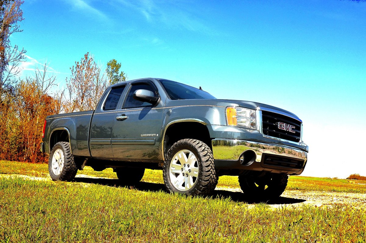 GMC Sierra 1500 Suspension Lift Kit - Rough Country - 3 Inch Lift Kit | Lift Knuckle - '07-'13